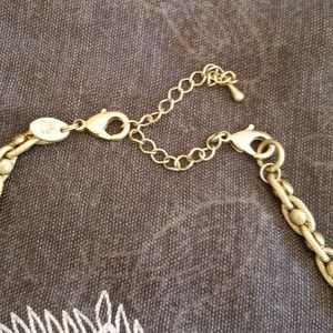 Signature Collection Jewelry - Gold plated short necklace Signature Collection Jewelry - Gold plated short necklace
